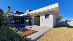 Casa de 3 quartos, no bairro Roselândia, em Passo Fundo | Eu Corretor