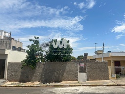 Lote/Terreno de 300m² no bairro Bela Vista, em Passos | Eu Corretor