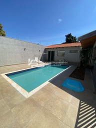 Casa de 3 quartos, 220m² no bairro Centro, em Arapongas | Eu Corretor