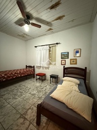 Casa de 3 quartos, 180m² no bairro central, em Caldas Novas | Eu Corretor