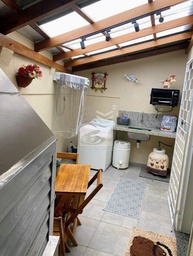 Sobrado de 3 quartos, no bairro Balneário Perequê , em Porto Belo | Eu Corretor