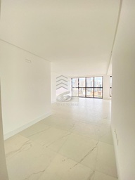 Apartamento de 3 quartos, no bairro Meia Praia, em Itapema | Eu Corretor