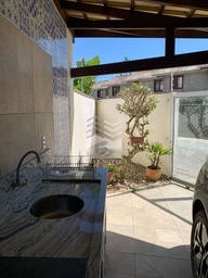 Sobrado de 2 quartos, no bairro Balneário Perequê , em Porto Belo | Eu Corretor