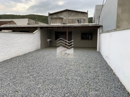 Casa de 5 quartos, 150m² no bairro Vila Nova, em Porto Belo | Eu Corretor