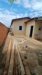 Casa de 2 quartos, 47m² no bairro Vila Betinho, em Passos | Eu Corretor