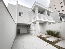 Casa de 170m² no bairro itajuba, em Balneário Piçarras | Eu Corretor