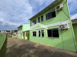 Sobrado de 2 quartos, no bairro Centro, em Viamão | Eu Corretor