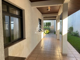 Casa de 3 quartos, 230m² no bairro Vista Alegre, em Curitiba | Eu Corretor