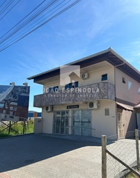 Sala Comercial no bairro centro, em São João Batista | Eu Corretor