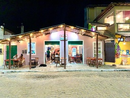 Loja / Salão / Ponto Comercial de 94m² no bairro BAIXIO, em Esplanada | Eu Corretor