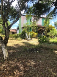 Fazenda/Sítios/Chácaras de 3 quartos, no bairro Vila de Camaçari, em Mata de São João | Eu Corretor