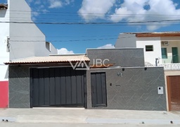 Casa de 3 quartos, no bairro Castanheiras, em Governador Valadares | Eu Corretor