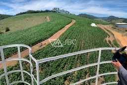 Fazenda/Sítios/Chácaras de 5 quartos, no bairro Centro , em Cantagalo | Eu Corretor