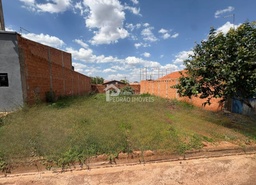 Lote/Terreno de 200m² no bairro Antonio Lopes, em Lençóis Paulista | Eu Corretor