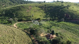 Fazenda/Sítios/Chácaras de 4 quartos, no bairro Centro, em Sobrália | Eu Corretor