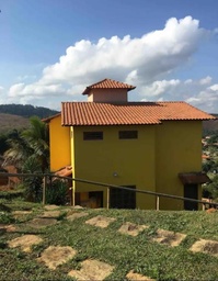 Fazenda/Sítios/Chácaras de 2 quartos, 107m² no bairro Centro, em Simão Pereira | Eu Corretor