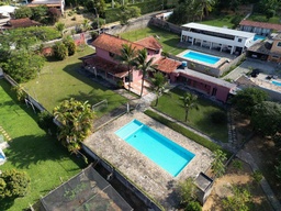 Casa de 4 quartos, 208m² no bairro Jardim L Ermitage, em Juiz de Fora | Eu Corretor