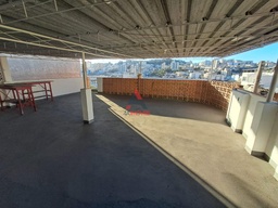 Casa de 2 quartos, no bairro Manoel Honório, em Juiz de Fora | Eu Corretor