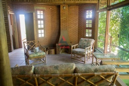 Casa de 3 quartos, no bairro Santa Cecília, em Juiz de Fora | Eu Corretor