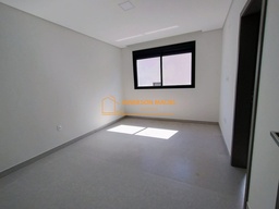 Geminado de 3 quartos, no bairro Itacorubi, em Florianópolis | Eu Corretor