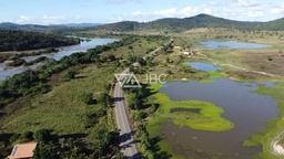 Fazenda/Sítios/Chácaras de 8 quartos, no bairro Centro, em Almenara | Eu Corretor
