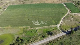 Fazenda/Sítios/Chácaras de 8 quartos, no bairro Centro, em Almenara | Eu Corretor