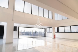 Comercial de 305m² no bairro Parque Jaçatuba, em Santo André | Eu Corretor