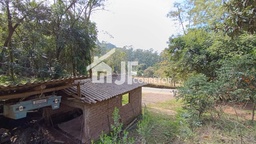 Chácara de 2 quartos, 1750m² no bairro Macaco branco , em Portão | Eu Corretor