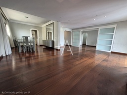 Apartamento de 3 quartos, 195m² no bairro Aclimação, em São Paulo | Eu Corretor