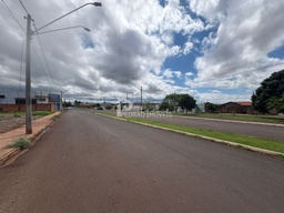 Loja / Salão / Ponto Comercial de 300m² no bairro Residencial Antonio Lorenzetti Filho, em Lençóis Paulista | Eu Corretor