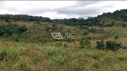 Fazenda/Sítios/Chácaras no bairro Centro , em Itambacuri | Eu Corretor