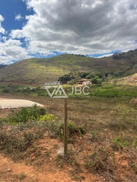 Fazenda/Sítios/Chácaras no bairro Centro , em Novo Cruzeiro | Eu Corretor