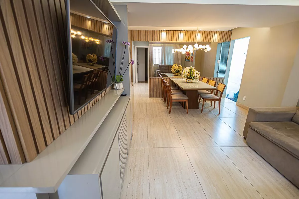 Casa de 3 quartos, 263m² no bairro Alípio de Melo, em Belo Horizonte | Eu Corretor