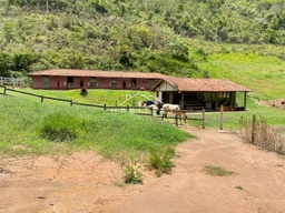 Fazenda/Sítios/Chácaras de 4 quartos, 14500m² no bairro Campo Limpo, em Teresópolis | Eu Corretor