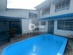 Sobrado de 5 quartos, 230m² no bairro Centro, em Guaratuba | Eu Corretor