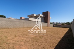 Lote/Terreno de 330m² no bairro Jardim Cardinalli, em São Carlos | Eu Corretor