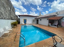 Casa de 4 quartos, 183m² no bairro Centro, em Lençóis Paulista | Eu Corretor