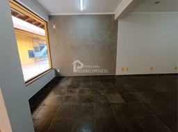 Loja / Salão / Ponto Comercial de 70m² no bairro Centro, em Lençóis Paulista | Eu Corretor