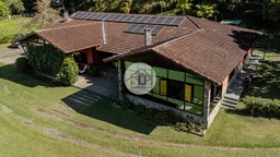 Fazenda/Sítios/Chácaras de 9 quartos, 700m² no bairro Penedo, em Itatiaia | Eu Corretor