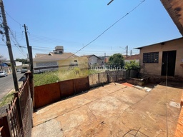 Casa de 2 quartos, no bairro Vila Giovanetti, em Tupã | Eu Corretor