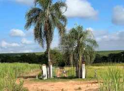 Fazenda/Sítios/Chácaras de 4 quartos, 552m² no bairro Zona Rural, em Lençóis Paulista | Eu Corretor