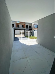 Sobrado de 3 quartos, no bairro Itacolomi, em Balneário Piçarras | Eu Corretor