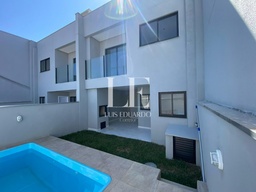 Sobrado de 3 quartos, no bairro Itacolomi, em Balneário Piçarras | Eu Corretor