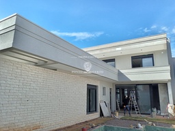 Sobrado de 4 quartos, 403m² no bairro Região do Lago, em Cascavel | Eu Corretor