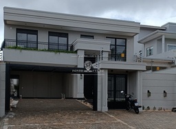 Sobrado de 4 quartos, 403m² no bairro Região do Lago, em Cascavel | Eu Corretor