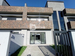 Sobrado de 3 quartos, 126m² no bairro Brejatuba, em Guaratuba | Eu Corretor