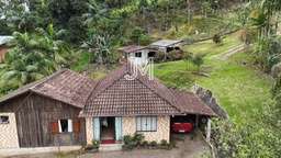 Fazenda/Sítios/Chácaras de 2 quartos, 26m² no bairro centro, em Rodeio | Eu Corretor