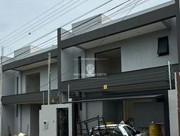 Sobrado de 2 quartos, 102m² no bairro Vila Tolentino, em Cascavel | Eu Corretor