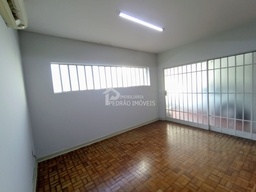 Casa de 4 quartos, 260m² no bairro Centro, em Lençóis Paulista | Eu Corretor