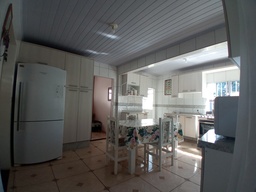 Casa de 1 quarto, no bairro Jardim Panorama, em Toledo | Eu Corretor